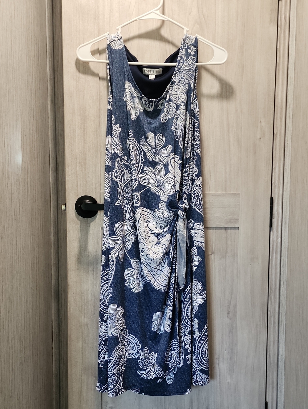 Robbie Bee Blue Paisley Floral Sleeveless Midi Dress | L